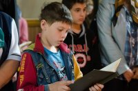  Вечернее богослужение с чтением акафиста нараспев