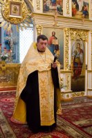  Вечернее богослужение с чтением акафиста нараспев