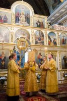  Вечернее богослужение с чтением акафиста нараспев