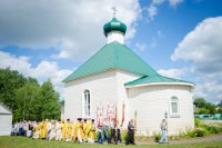 Божественная литургия в праздник Собора славных и всехвальных 12-ти апостолов