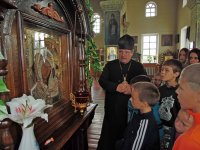 ДОБРУШ. Храм посетили ребята из семей, находящихся под социальной защитой государства