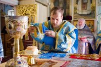 Божественная литургия в праздник Казанской иконы Божией Матери