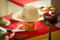 Божественная литургия в день празднования положения честной ризы Господа нашего Иисуса Христа в Москве