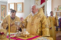 Божественная литургия в день празднования положения честной ризы Господа нашего Иисуса Христа в Москве