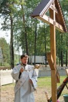 Преосвященнейший Стефан совершил молебен с чином освящения новосооруженного креста Преосвященнейший Стефан совершил молебен с чином освящения новосооруженного креста