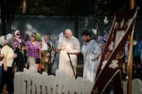 Преосвященнейший Стефан совершил молебен с чином освящения новосооруженного креста Преосвященнейший Стефан совершил молебен с чином освящения новосооруженного креста