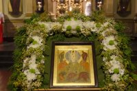 Божественная литургия в среду 12-й седмицы по Пятидесятнице Божественная литургия в среду 12-й седмицы по Пятидесятнице